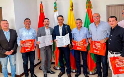FIRMAMOS CONVENIO CON LA INSTITUCIÓN UNIVERSITARIA DE ENVIGADO PARA IMPULSAR LA EDUCACIÓN SUPERIOR